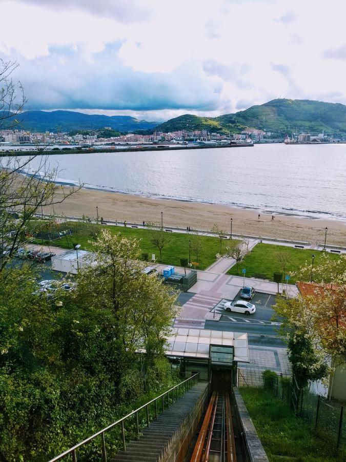 Apartamento En La Playa Con Parking Privado 게초 외부 사진